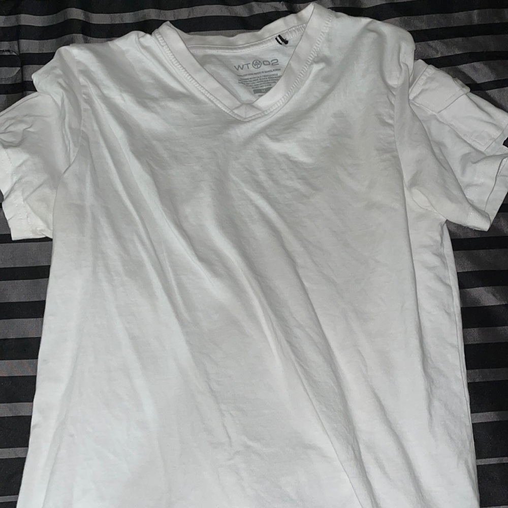 MENS MEDIUM BASIC WHITE TEE